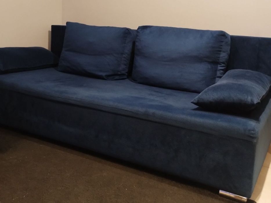 Sprzedam kanapa + dywan + stolik