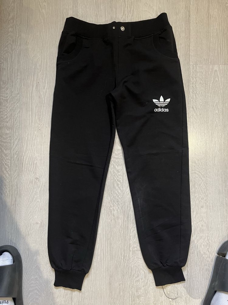 Dresy damskie sportowe