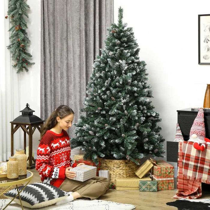 Árvore de Natal Artificial 180 com 910 Ramos com Neve 58 Pinhas