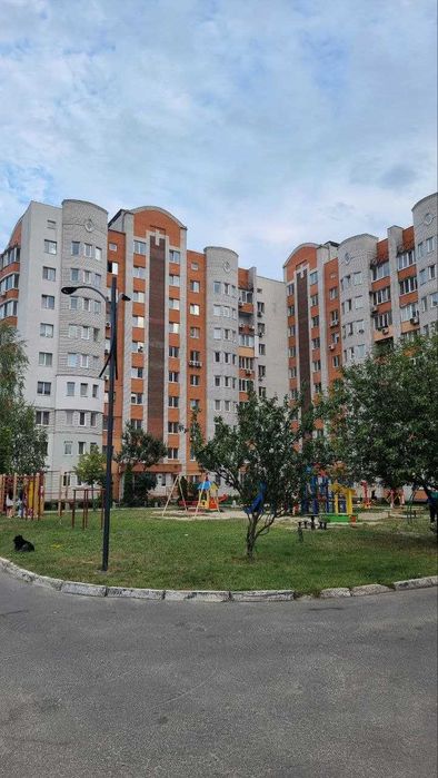 10000! Діти так! Газ! Велика 1к квартира в розвинутому районі Бучі