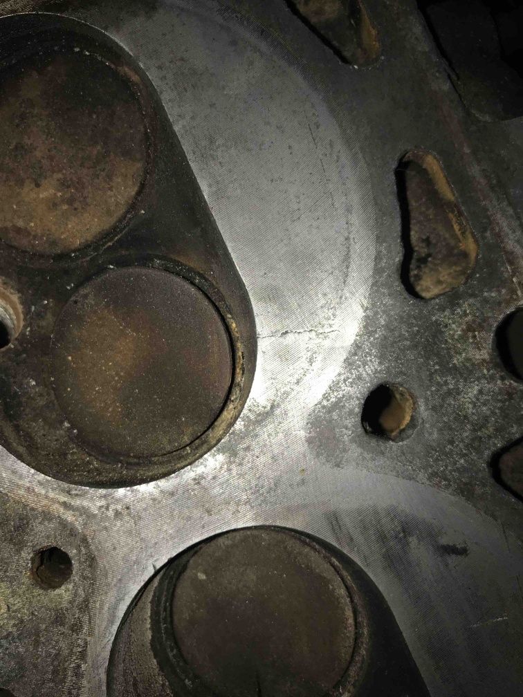 Трещины гбц, головки блока двигателя ремонт
