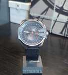 Relógio Diesel Mega Chief edição especial e rara World Time - Dz4320.
