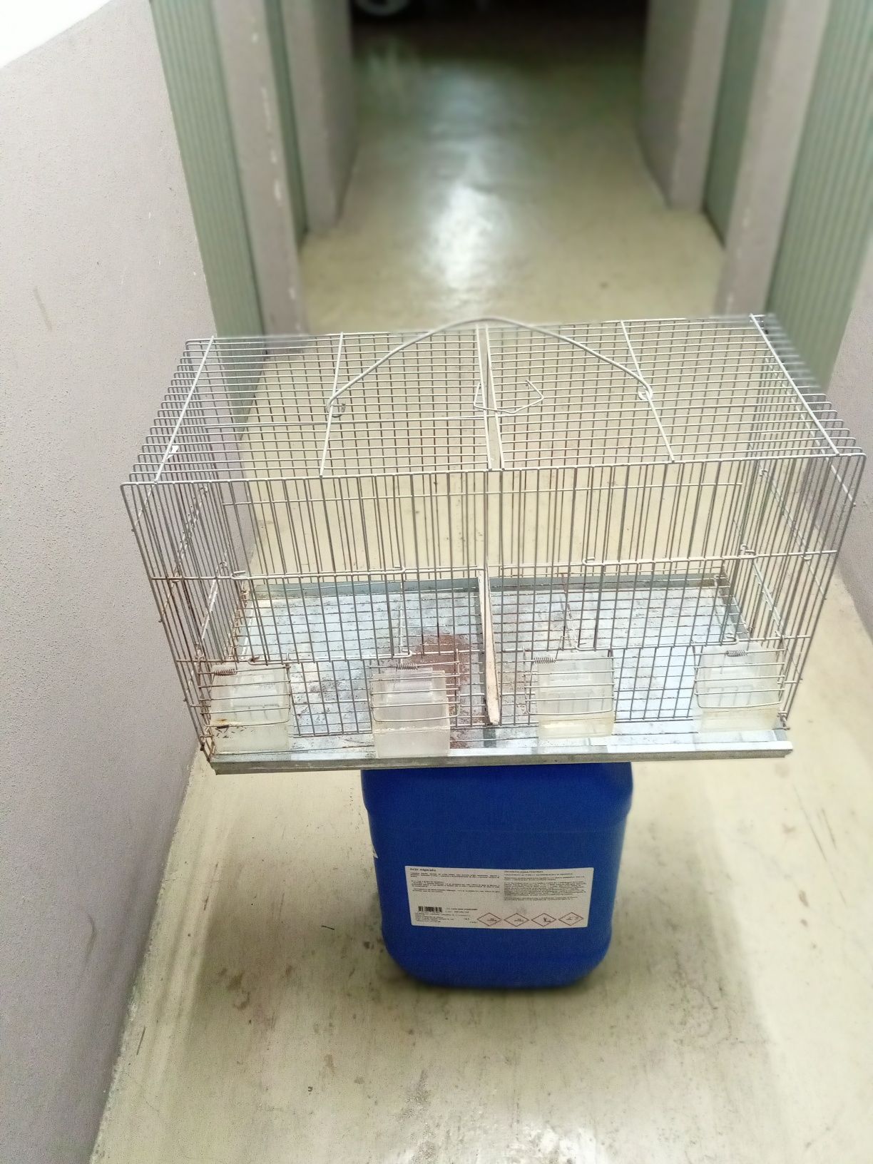 Gaiola para pássaros