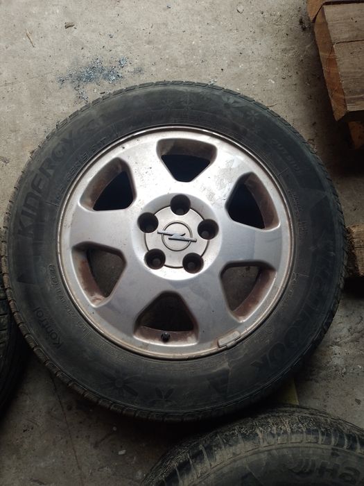 Диски з шинами Opel Zafira A. Комплект