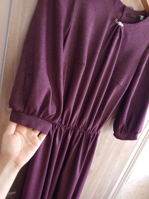 Платье бордовое женское