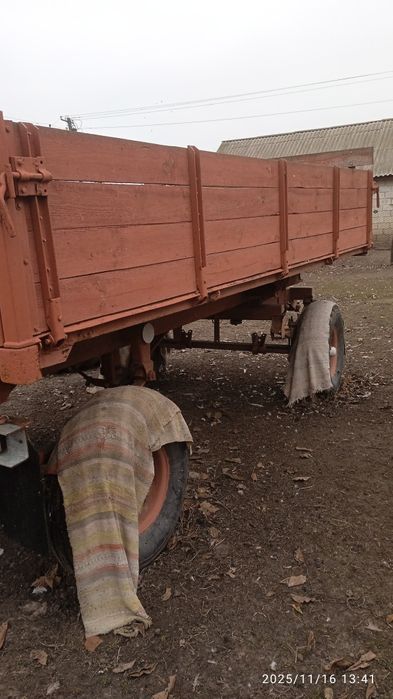 Прицеп тракторний 2птс4