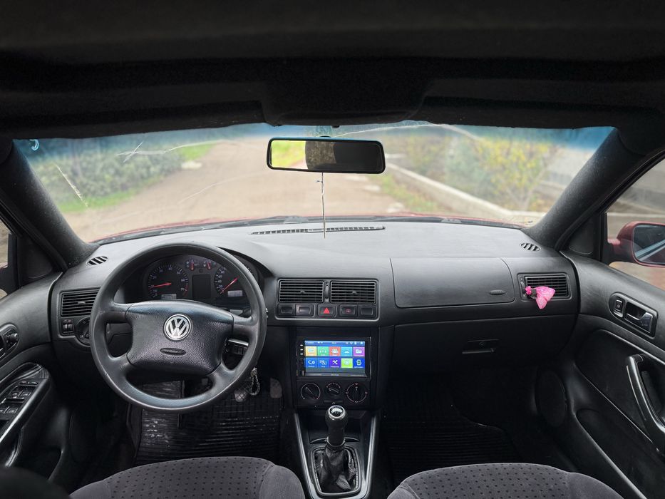 Volkswagen Golf 1,6