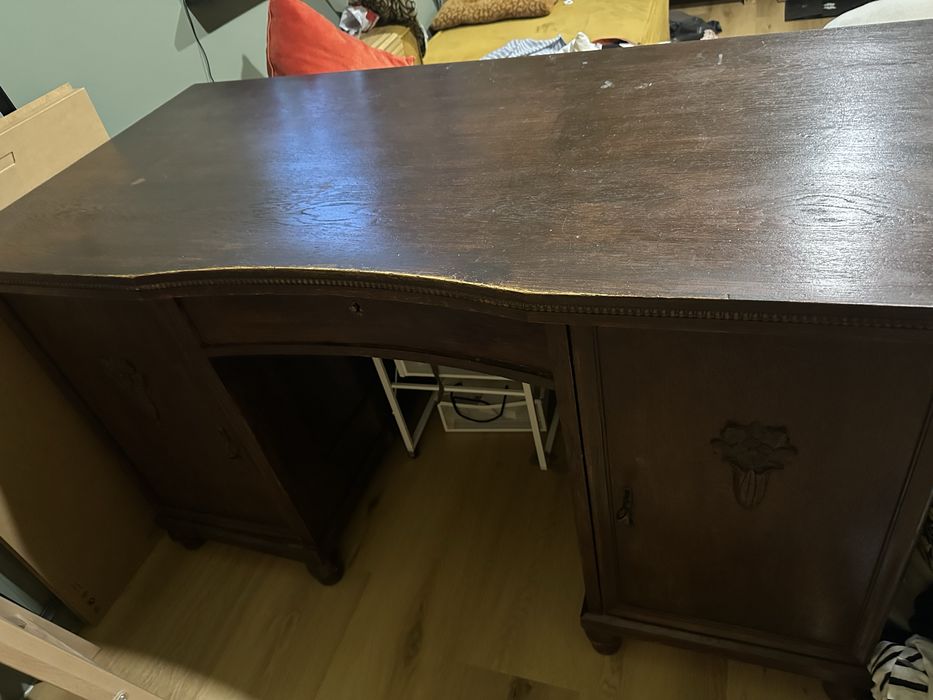 Secesyjne biurko drewniane