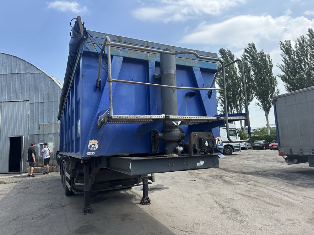 Продам прицеп Schwarzmuller
