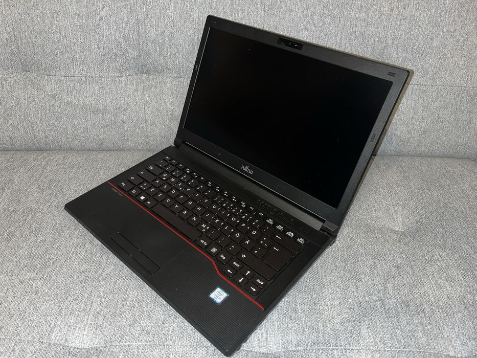 Fujitsu LifebooK E546 I5 6 Gen 8 Gb Ram 256 SSD FHD Ładny
