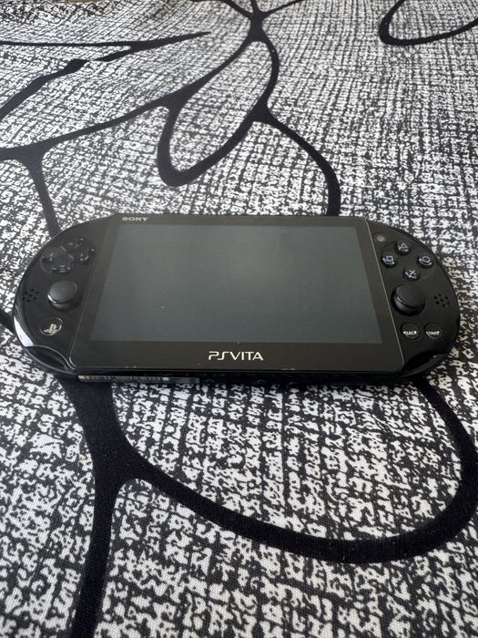 PS Vita Slim + 11 jogos