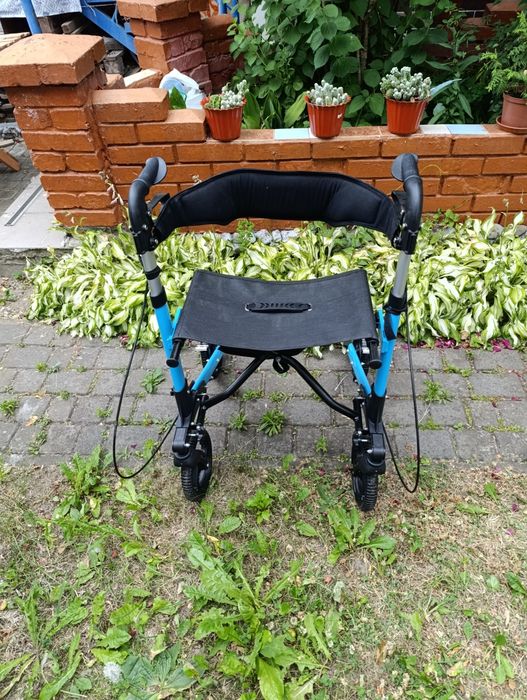 Ролятор. Ходунки.