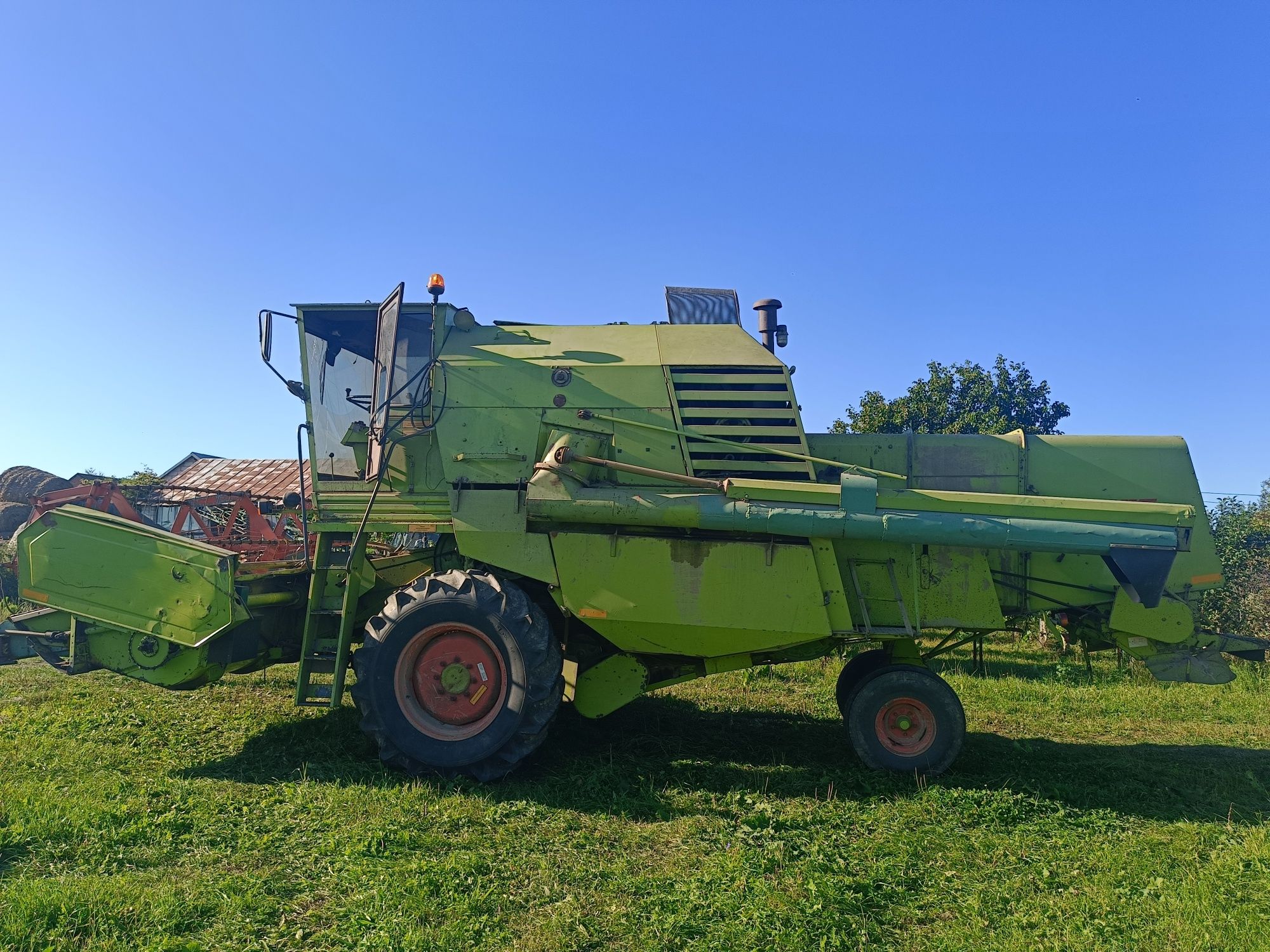Claas mercator 75 ze stołem do rzepaku