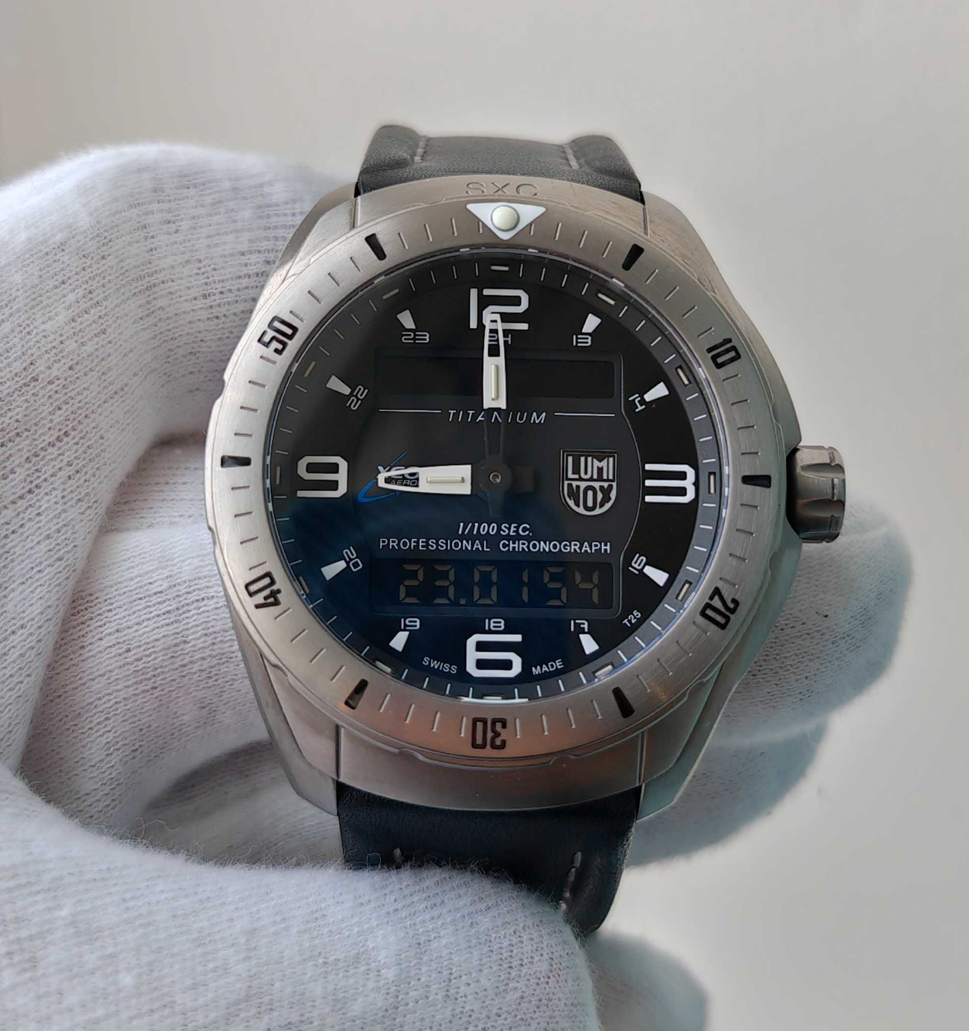 Чоловічий годинник Luminox XX.5241.XS Space Titanium Professional Chro