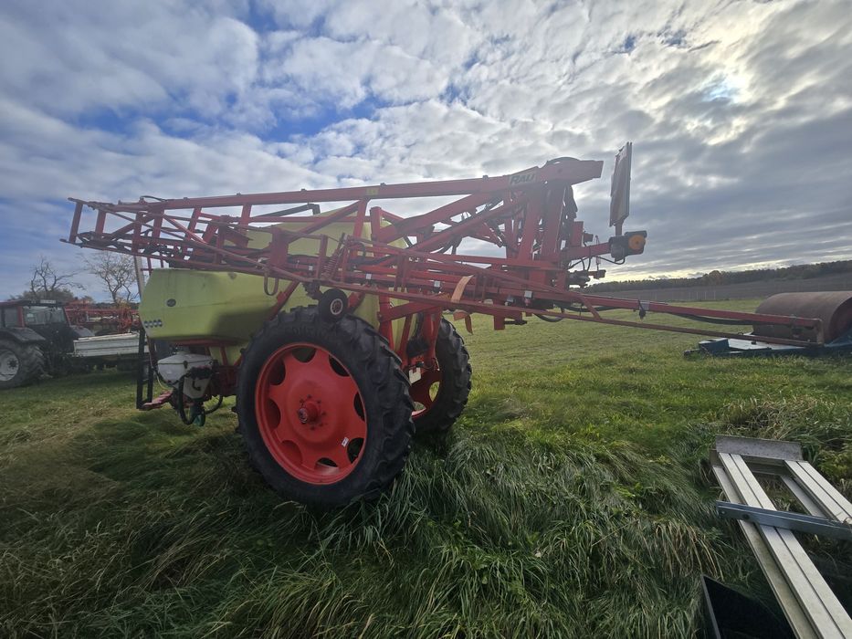 Opryskiwacz zaczepiany RAU Spridotrain GVP 38