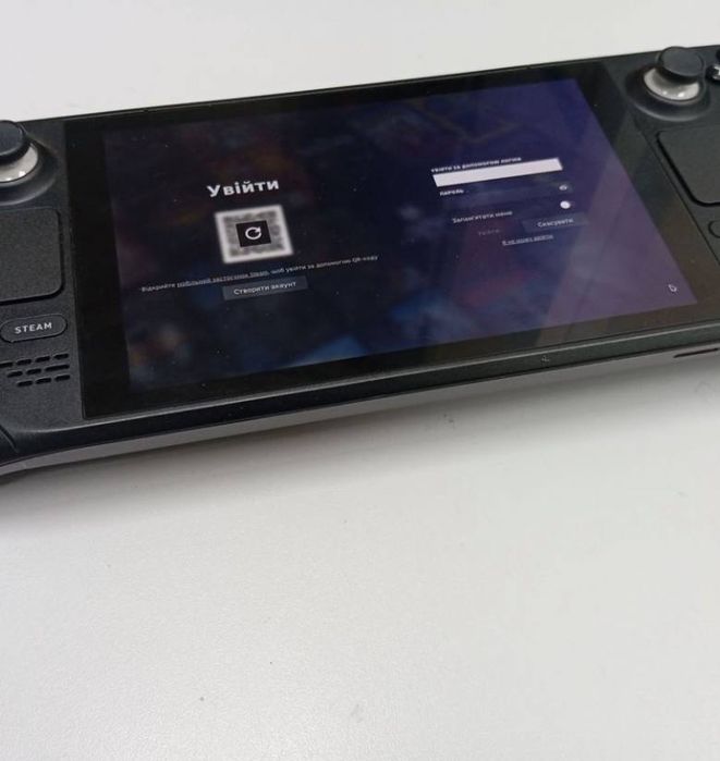 Steam deck 512 gb плюс карта памяти на 256