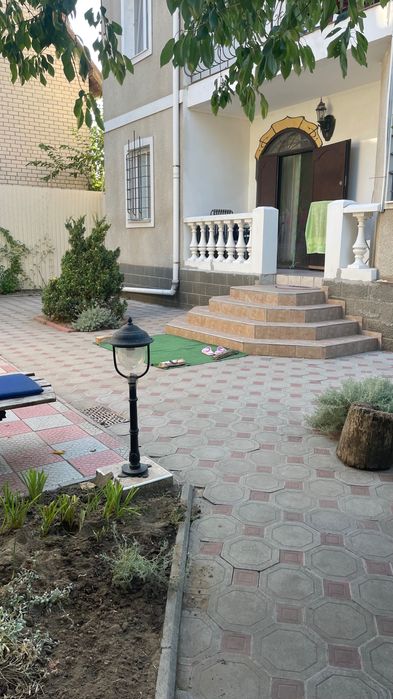 Продається сучасний будинок біоя моря в достойному кооперативі