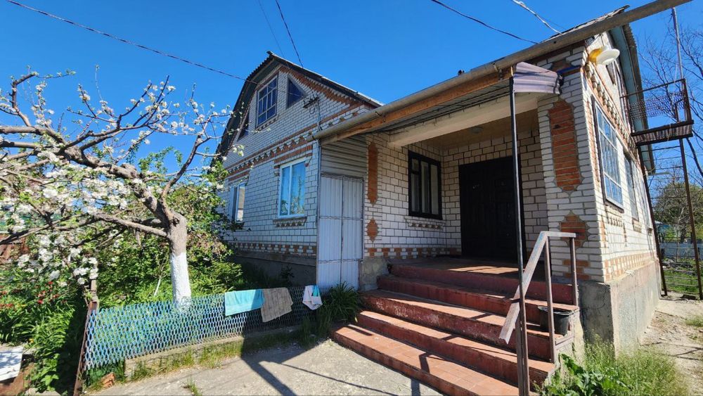 Продаються будинки !