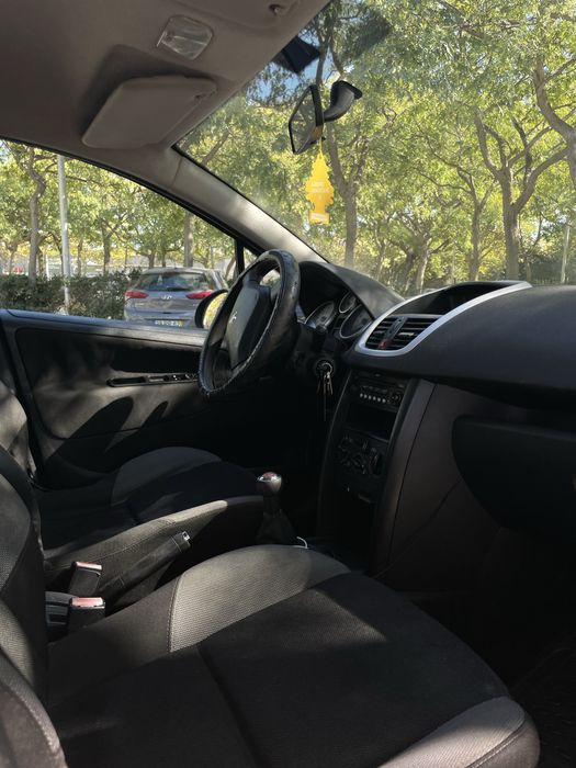 Peugeot 207 1.4 95cv