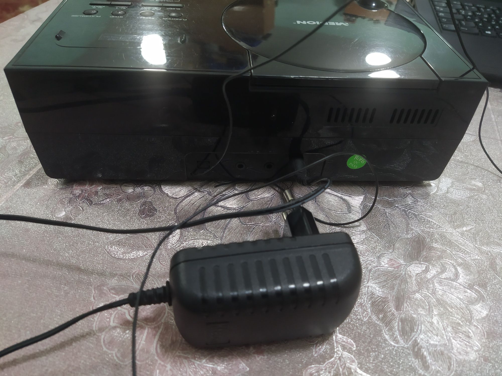 Радіо годинник,док-станція для iPod Medion MD82314