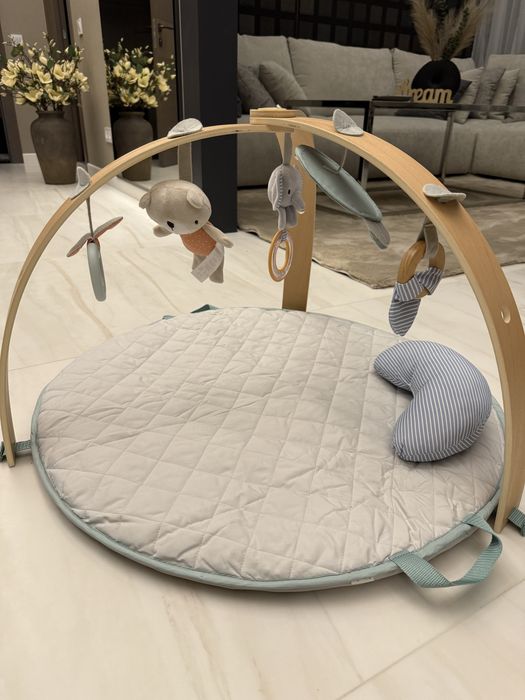 Розвиваючий килимок для діток