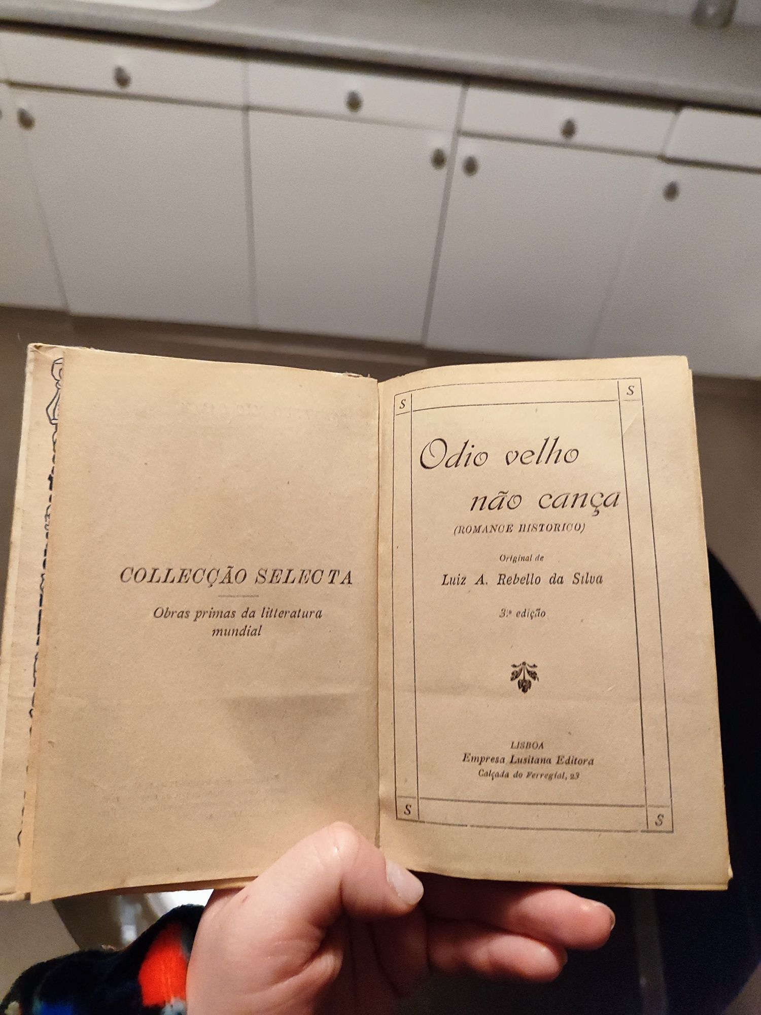 Livros variados vários autores
Vendo em conju