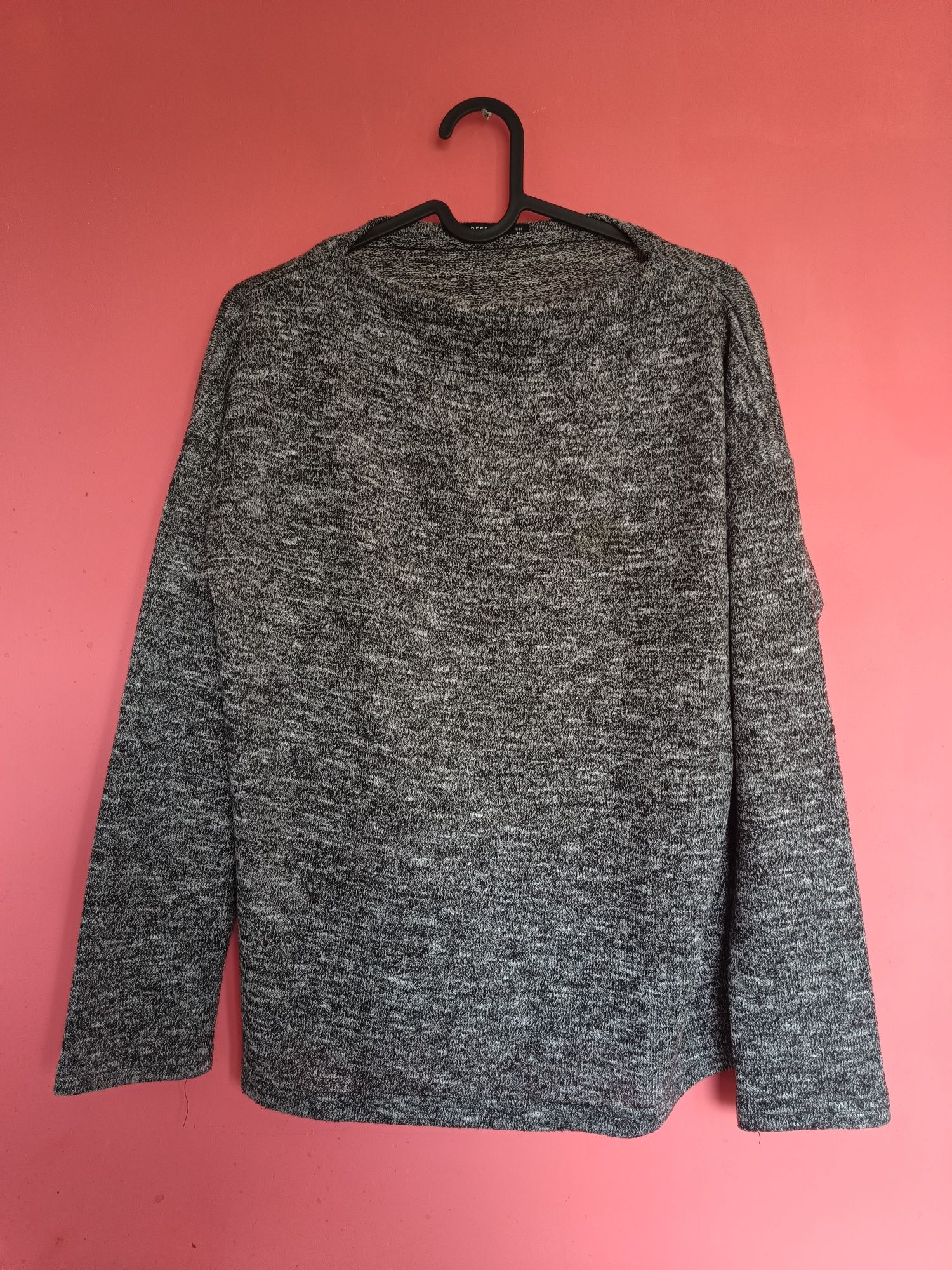 Sweter szary cienki