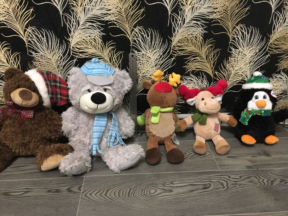 Мягкие игрушки , мишки, олени , пінгвін