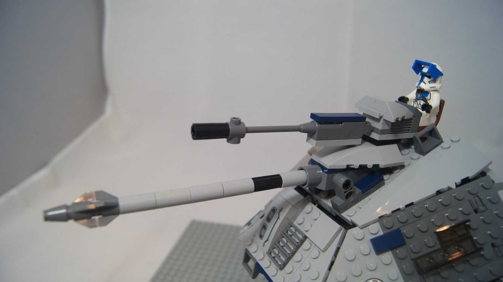 Lego Star Wars AT-AP Walker 501 legion custom 7671 figurki kg