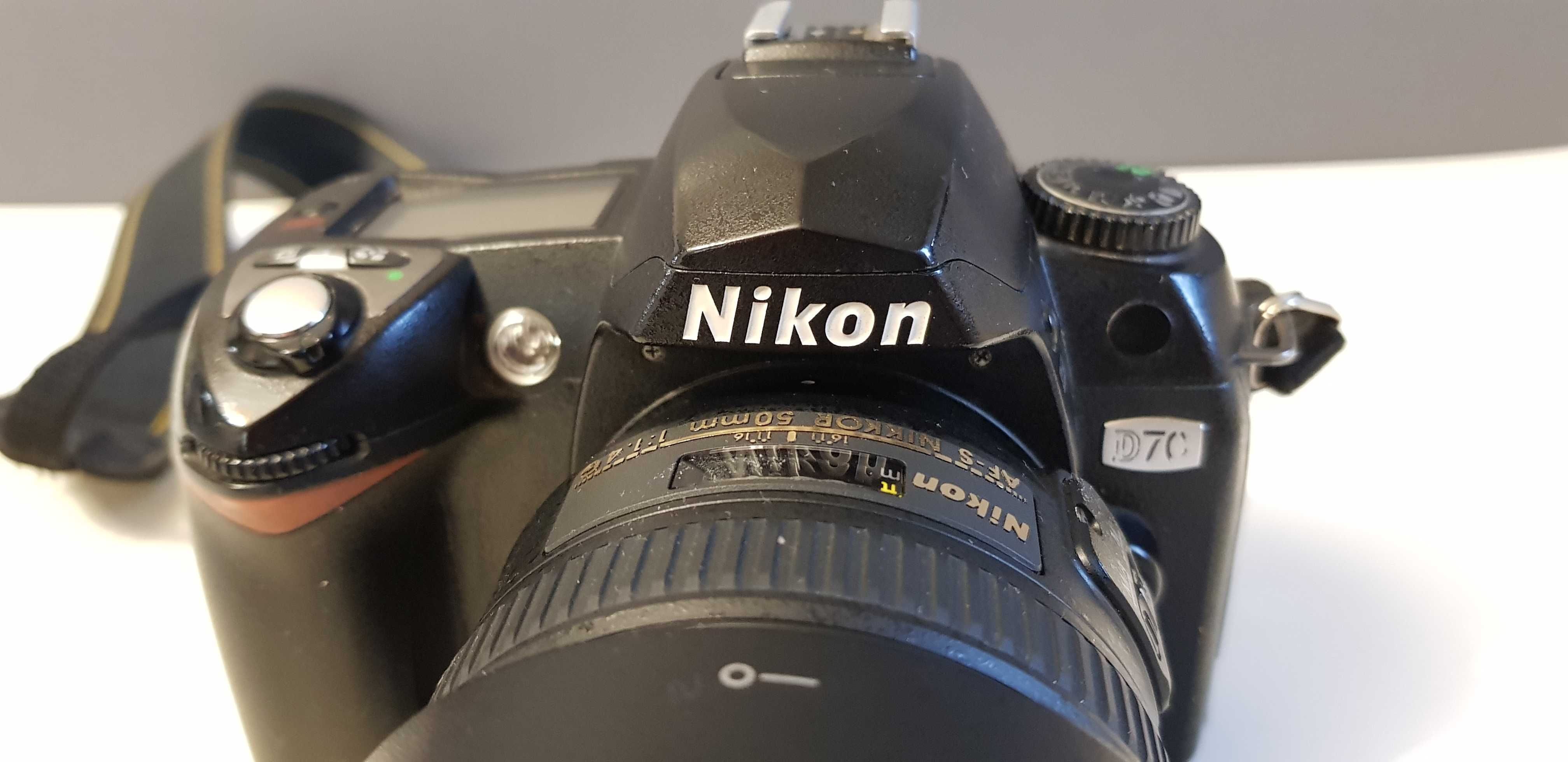 Nikon D70 100% sprawny z baterią, ładowarką i kartą CF 1GB