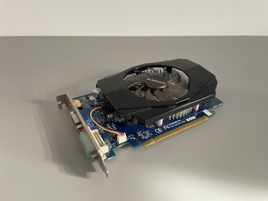 Супер вигода! Робочий лот для ПК, тягне ігри в 60 fps