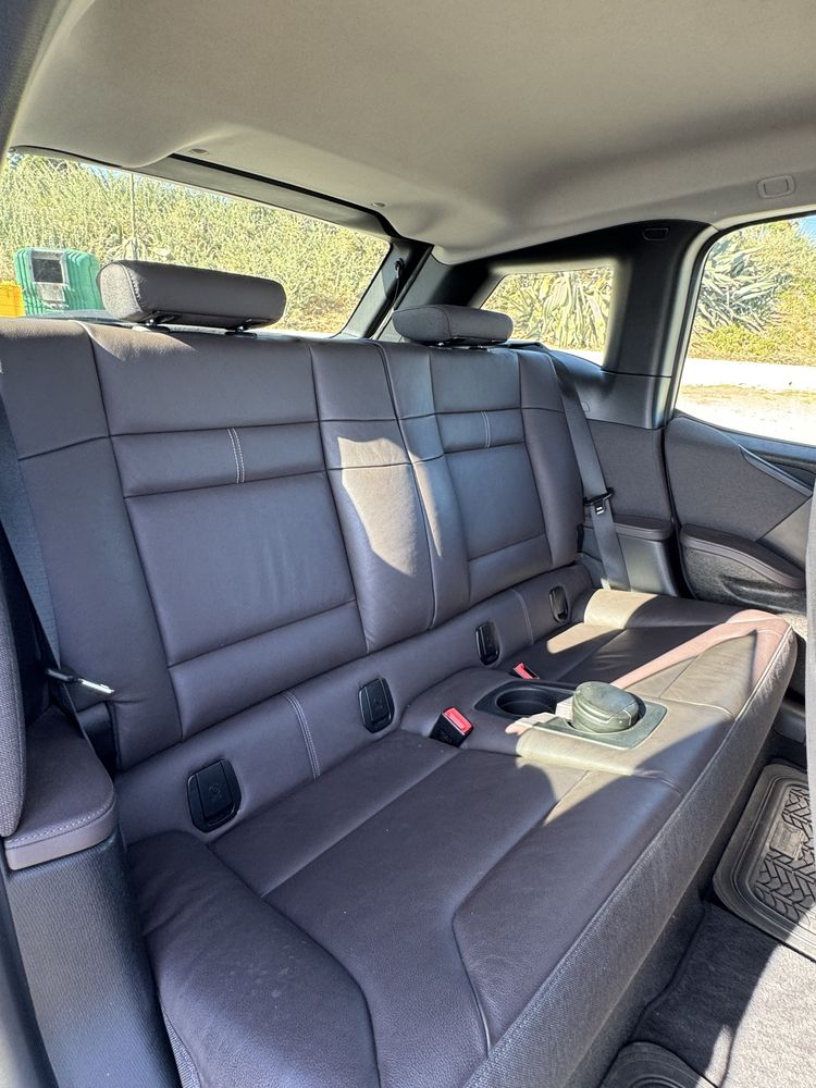 BMW I3 120AH modelo Suite