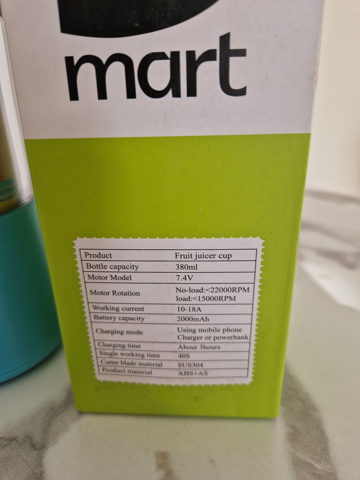 Mini blender personalny