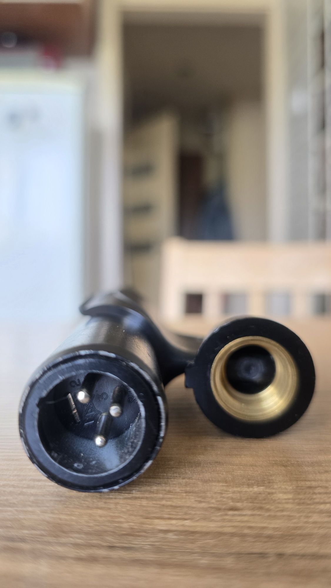 Shure PG81 mikrofon pojemnościowy + etui i uchwyt