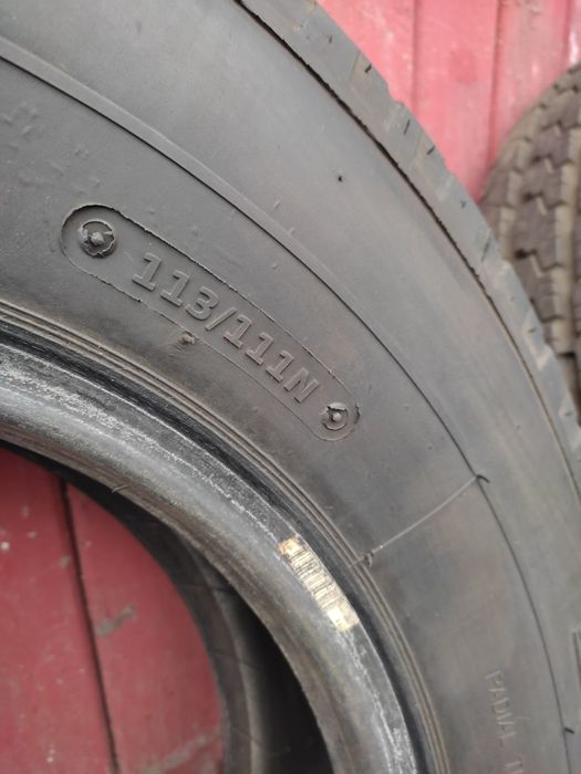 Opony wzmacniane do busa 215/75/16C