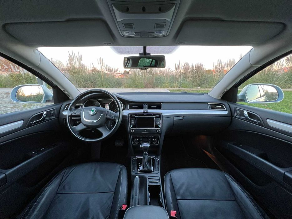 Skoda Superb 2.0 TDI Nacional Full Extras