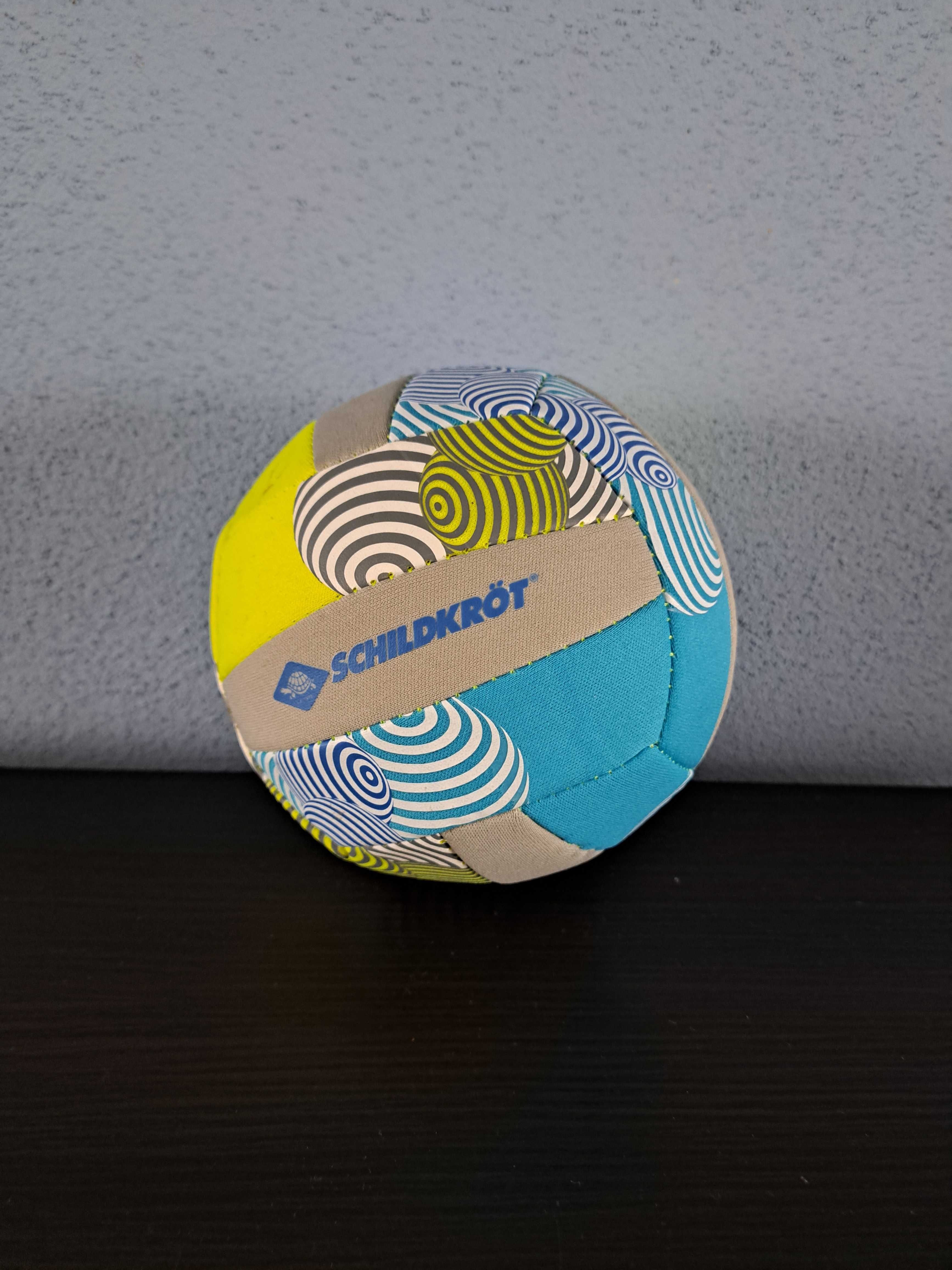 Mini piłka do siatkówki plażowej z neopranu Schildkrot max 0,2 bar