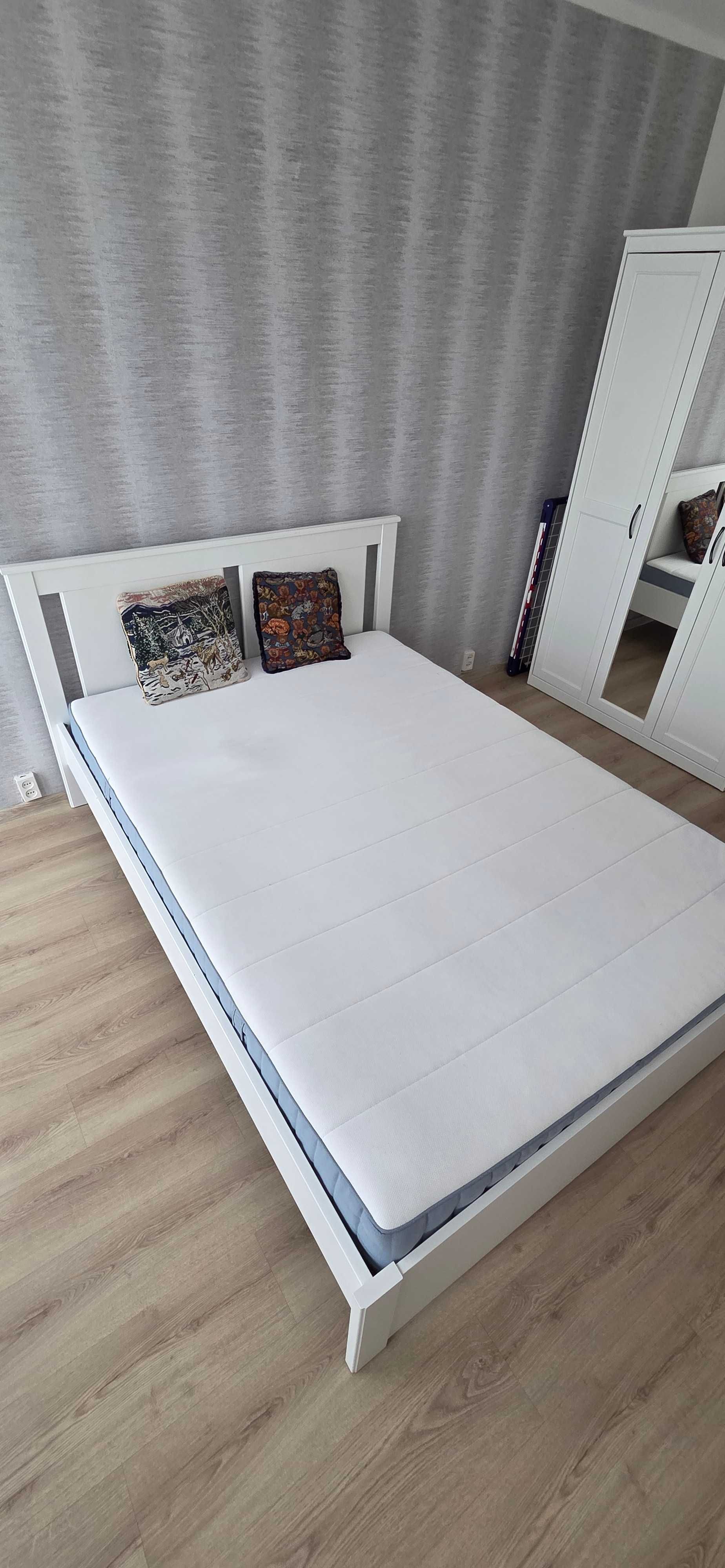 Łóżko z materacem IKEA 140 x 200