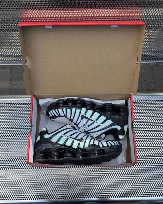 Nike Shox TL світлі