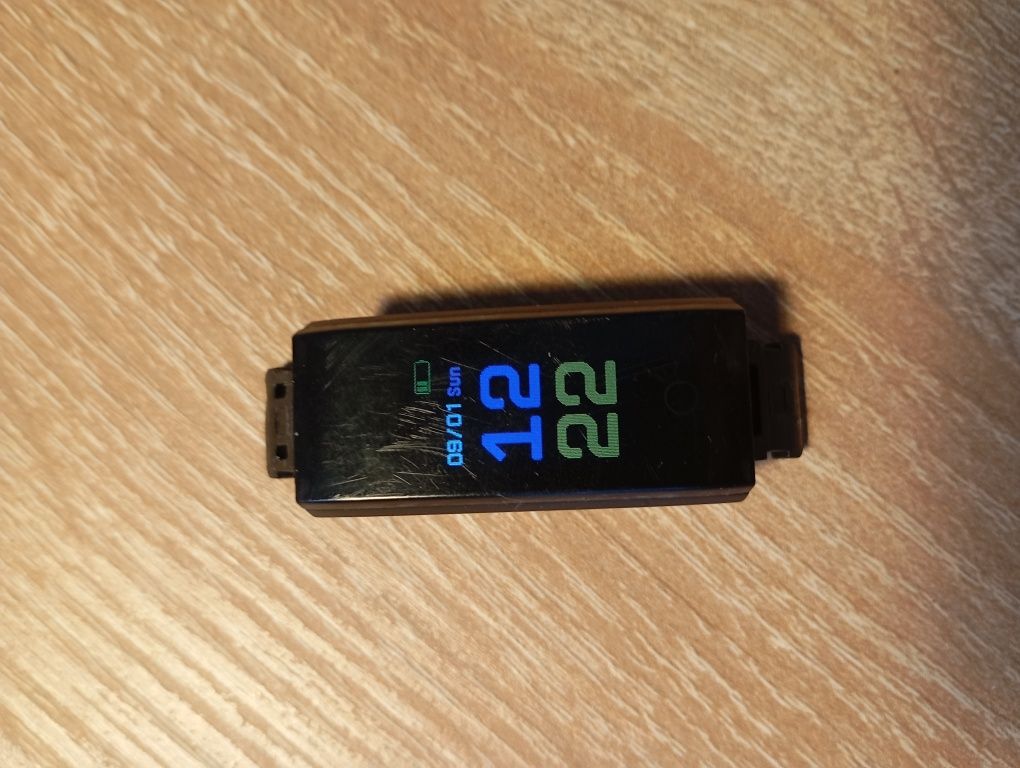 Smartwatch w cenie zegarka    Zegarek i więcej