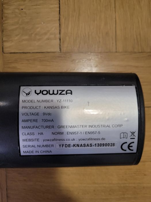 Rower stacjonarny elektromagnetyczny 8kg koło Yowza Kansas Reebok B5.1