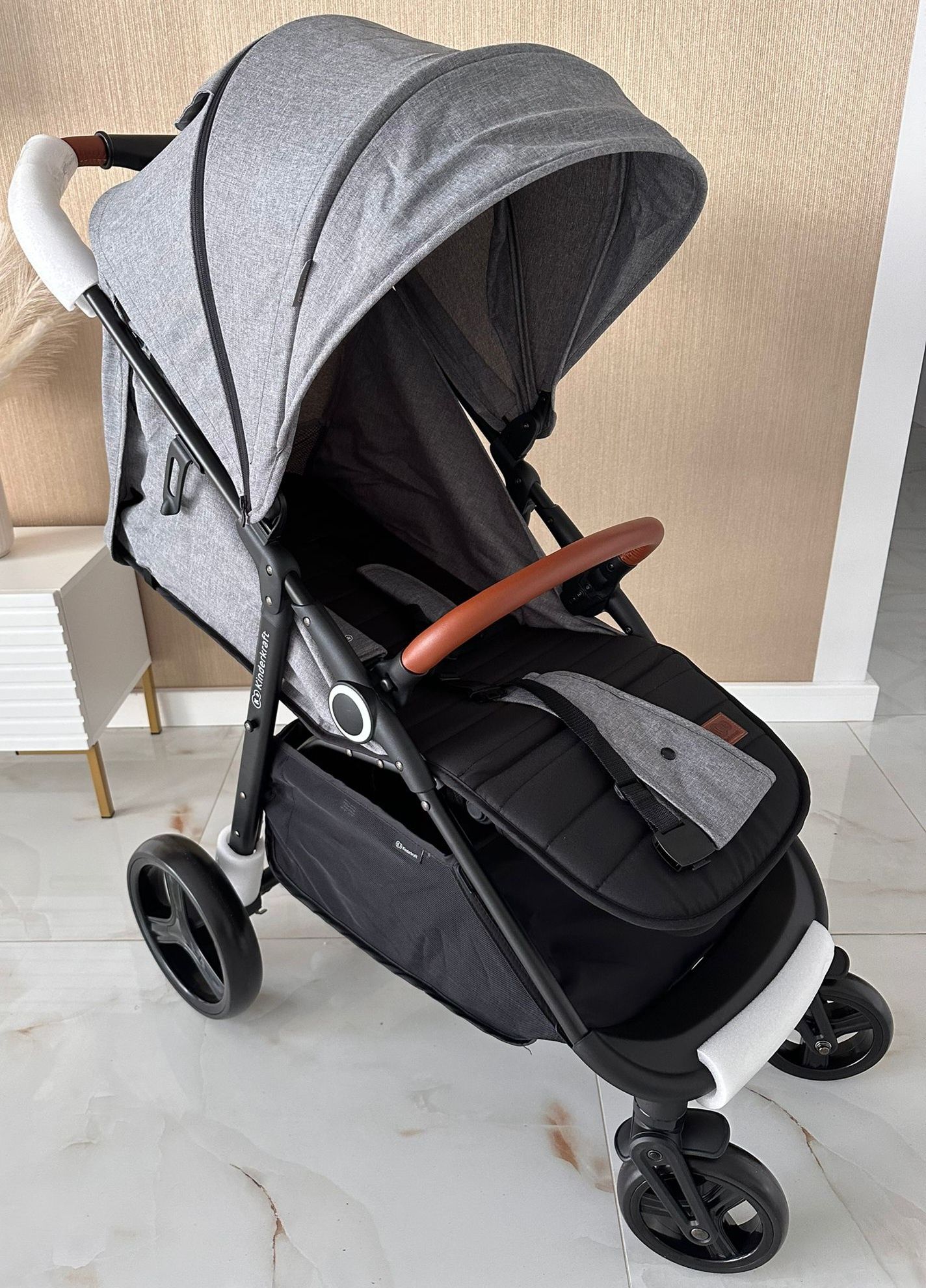 Nowy  wózek dziecięcy KINDERKRAFT Grande Plus Szary