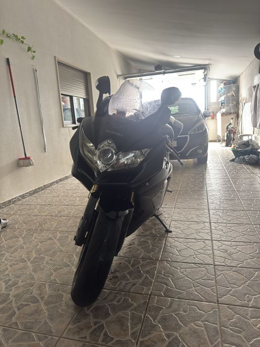 Gsxr 600 k8 full power