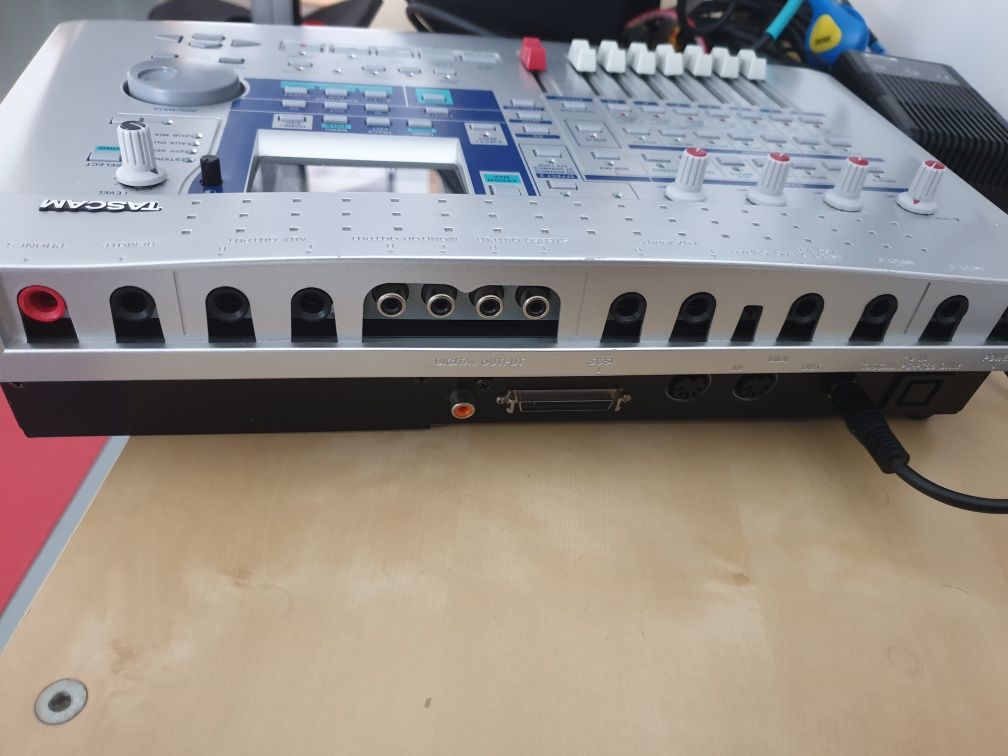 Tascam Digital Portastudio 788