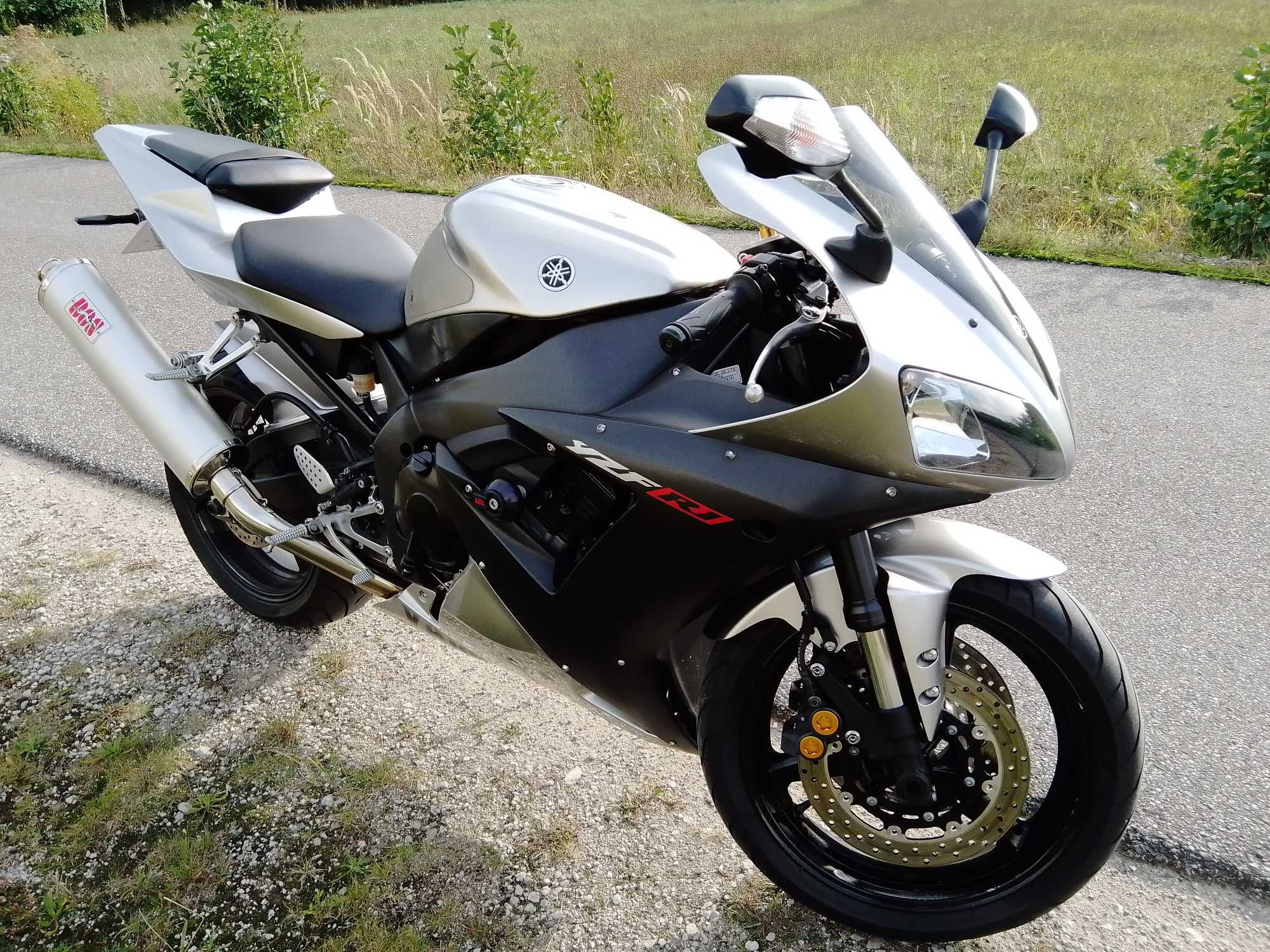 YAMAHA R1 RN09 YZF 1000 ORYGINAŁ 19 Tyś. Km.