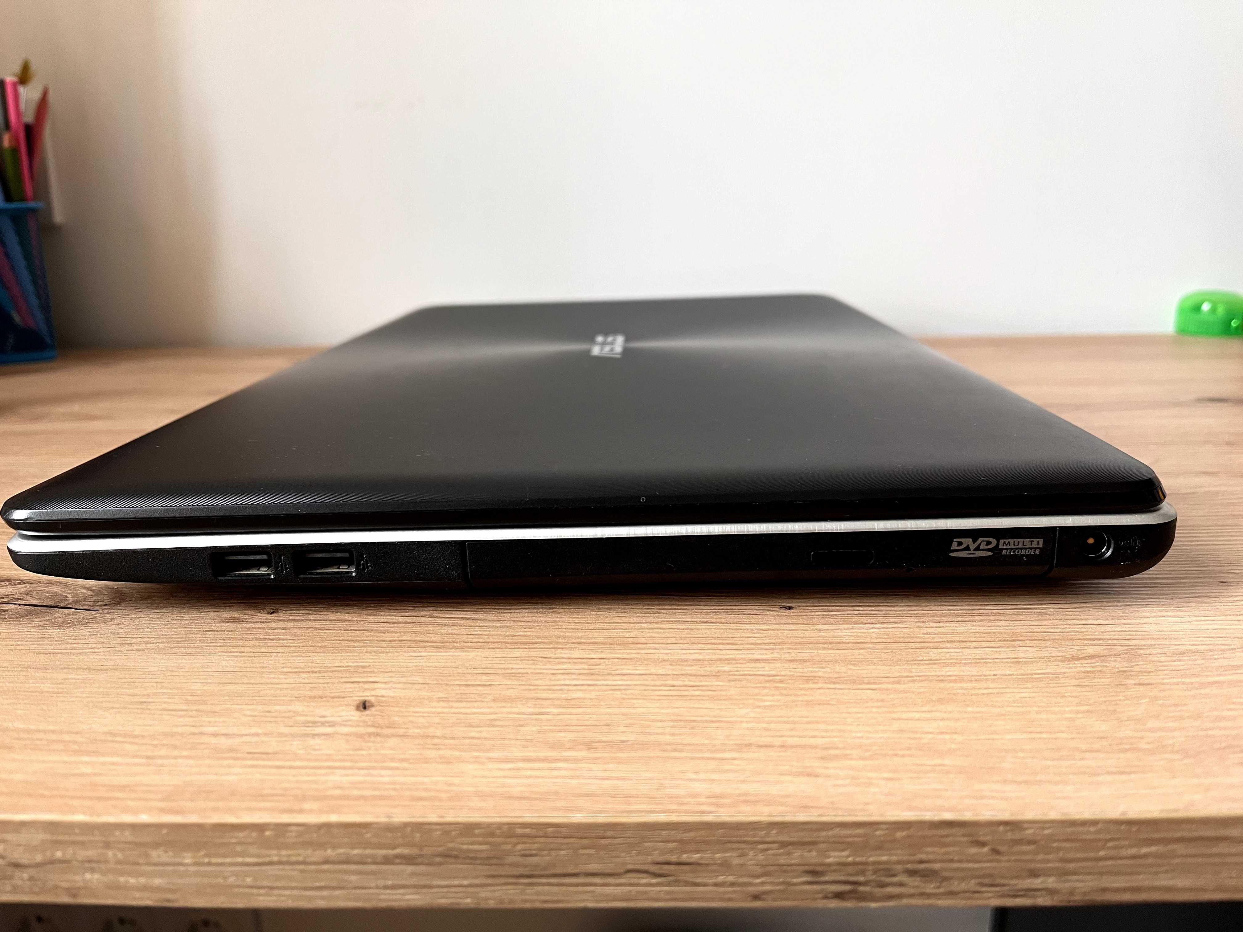 Ноутбук ASUS Екран 17.3 Intel Core i7