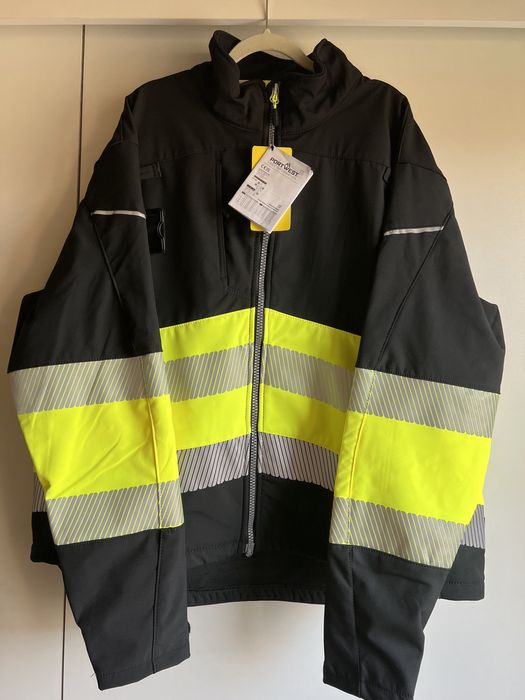 Nowa kurtka robocza odblaskowa BHP softshell firmy Portwest