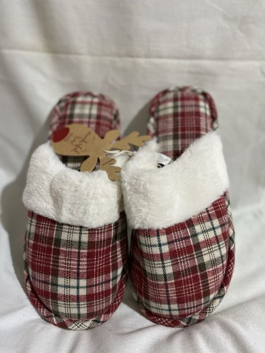 Женские тапочки новогодние новые