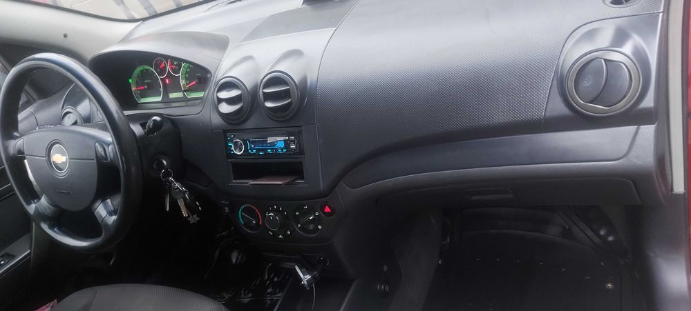 Шевроле Авео 1.5 газ бенз
