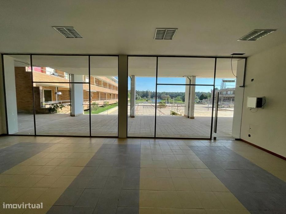 Quinta da Barca - Escritório com 353 m2